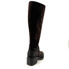 Load image into Gallery viewer, Botte Talon Trotteur en Daim Chocolat
