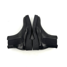 Charger l&#39;image dans la galerie, Chelsea Boots Semelle Épaisse en Crêpe en Cuir Ultra-Souple Noir

