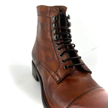 Load image into Gallery viewer, Chaussure Lacets Montante en Cuir Cognac Patiné
