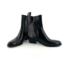 Load image into Gallery viewer, Boots Talon Biseauté Zippé Intérieur en Cuir Noir
