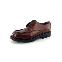 Load image into Gallery viewer, Derby Fine Semelle Crantée en Cuir Cognac
