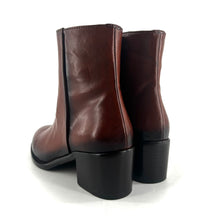 Charger l&#39;image dans la galerie, Boots Talon Trotteur Zippé Intérieur en Cuir Camel
