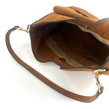 Load image into Gallery viewer, Sac TWENTY EIGHT en Suede Gold

