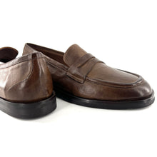 Load image into Gallery viewer, Mocassin en Cuir Birra
