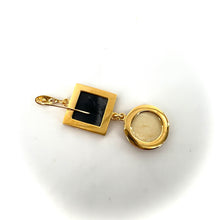 Load image into Gallery viewer, Boucles d&#39;Oreilles en Plaqué Or et Résine Gold et Noir
