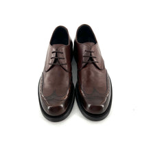 Load image into Gallery viewer, Derby Bout Fleuri en Cuir et Cuir Polido Tabac

