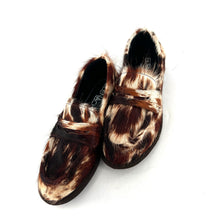 Load image into Gallery viewer, Mocassin Ultra Souple en Poulain Imprimé Vache
