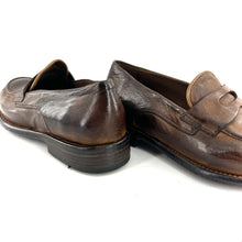 Load image into Gallery viewer, Mocassin en Cuir Corteccia
