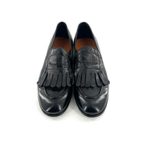 Load image into Gallery viewer, Mocassin Frangé en Cuir Ébano
