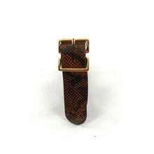 Load image into Gallery viewer, Ceinture LA BAYARD en Cuir Imprimé Serpent
