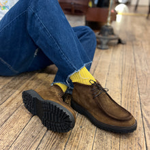 Charger l'image dans la galerie, Chaussure Lacets Semi-Montante Esprit "Paraboot" en Daim Sigaro

