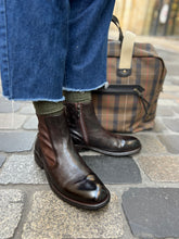 Load image into Gallery viewer, Boots Zippé Intérieur en Cuir Ebano
