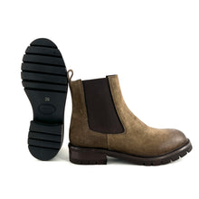 Charger l'image dans la galerie, Chelsea Boots Semelle Épaisse en Daim Herba
