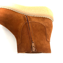 Load image into Gallery viewer, Boots Semelle Crêpe PALLAS ZIP BEETLE en Suede Caramel
