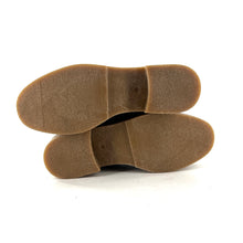 Load image into Gallery viewer, Chaussure Lacets Montante Zippé Intérieur Semelle Crêpe en Daim Marron
