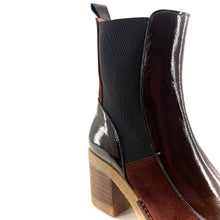 Load image into Gallery viewer, Boots Élastiqué Talon Trotteur Semelle Crêpe Bi-Matière Rouille
