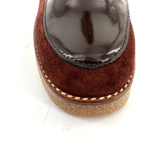 Load image into Gallery viewer, Boots Élastiqué Talon Trotteur Semelle Crêpe Bi-Matière Rouille

