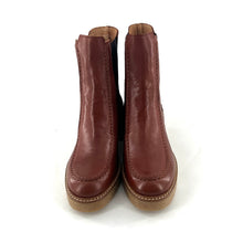 Load image into Gallery viewer, Chelsea Boots Semelle Crêpe en Cuir Camel
