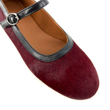 Charger l'image dans la galerie, Ballerine en Poulain Bordeaux et Cuir Noir
