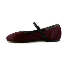 Charger l'image dans la galerie, Ballerine en Poulain Bordeaux et Cuir Noir
