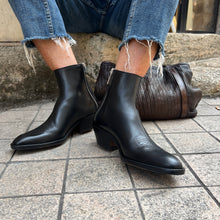 Load image into Gallery viewer, Boots Tiag Double Zip Petit Talon en Cuir Noir
