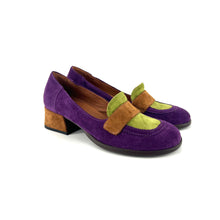 Load image into Gallery viewer, Mocassin Petit Talon Trotteur en Daim Violet Vert et Camel
