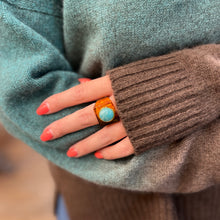 Charger l'image dans la galerie, Bague Carrée en Acétate Tortoise et Cabochon Amazonite
