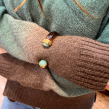Charger l'image dans la galerie, Jonc en Acétate Tortoise et Cabochons Amazonite Sertis Plaqué Or
