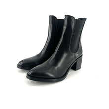 Load image into Gallery viewer, Boots Élastiqué Talon Trotteur en Cuir Noir
