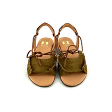 Charger l'image dans la galerie, Sandale en Daim Kaki et Cuir Marron
