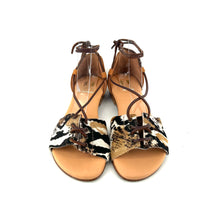 Charger l'image dans la galerie, Sandale en Cuir Camel et Poulain Imprimé "Vache"
