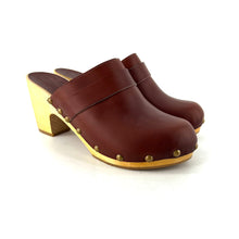 Charger l'image dans la galerie, Sabot en Cuir Tannage Végétal Camel
