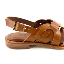 Charger l'image dans la galerie, Sandale en Cuir Camel

