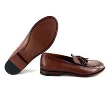 Charger l'image dans la galerie, Mocassin à Pompons en Cuir Cognac
