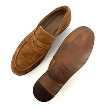 Load image into Gallery viewer, Mocassin Ultra-Souple en Daim Cognac
