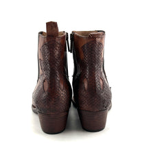 Charger l&#39;image dans la galerie, Boots Tiag Zippé et Élastiqué en Cuir et Cuir Imprimé Python Cognac
