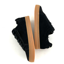 Charger l'image dans la galerie, Baskets SPARK CLAY en Nubuck Noir
