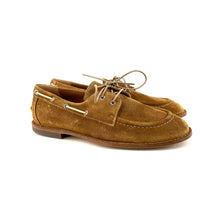 Load image into Gallery viewer, Derby "Chaussure Bateau" en Daim Sable
