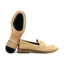 Load image into Gallery viewer, Mocassin en Daim Sable
