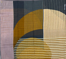 Load image into Gallery viewer, Écharpe en Laine DANIA Moutarde
