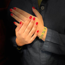 Load image into Gallery viewer, Bracelet GM en Maille Tissée en Vermeil et Pierres Semi-Précieuses
