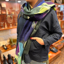 Charger l&#39;image dans la galerie, Écharpe en Laine Multicolore Motif Artichaud
