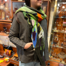 Charger l&#39;image dans la galerie, Écharpe en Laine Multicolore Motif Asperges
