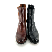 Load image into Gallery viewer, Boots Talon Trotteur Zippé Arrière en Cuir et Cuir Stretch Cognac
