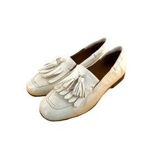 Load image into Gallery viewer, Mocassin Ultra-Souple en Cuir Blanc
