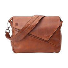 Load image into Gallery viewer, Sac Rabat Asymétrique en Cuir Camel
