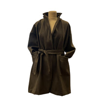 Load image into Gallery viewer, Manteau MILA en Laine Kaki
