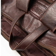 Charger l'image dans la galerie, Sac à Dos en Cuir Lavé Marron Foncé
