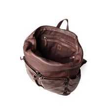 Charger l'image dans la galerie, Sac à Dos en Cuir Lavé Marron Foncé
