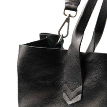 Charger l'image dans la galerie, Sac Cabas en Cuir Noir
